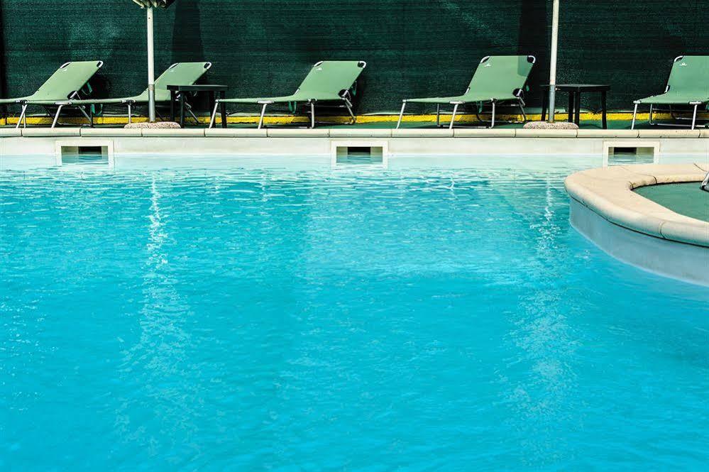 Hotel Motel Residence S Front Luaran gambar